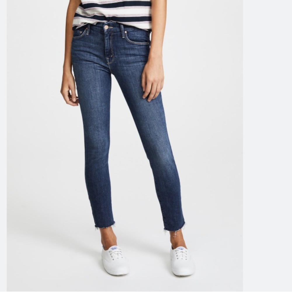 MOTHER jeans - The Looker Ankle Fray size 26